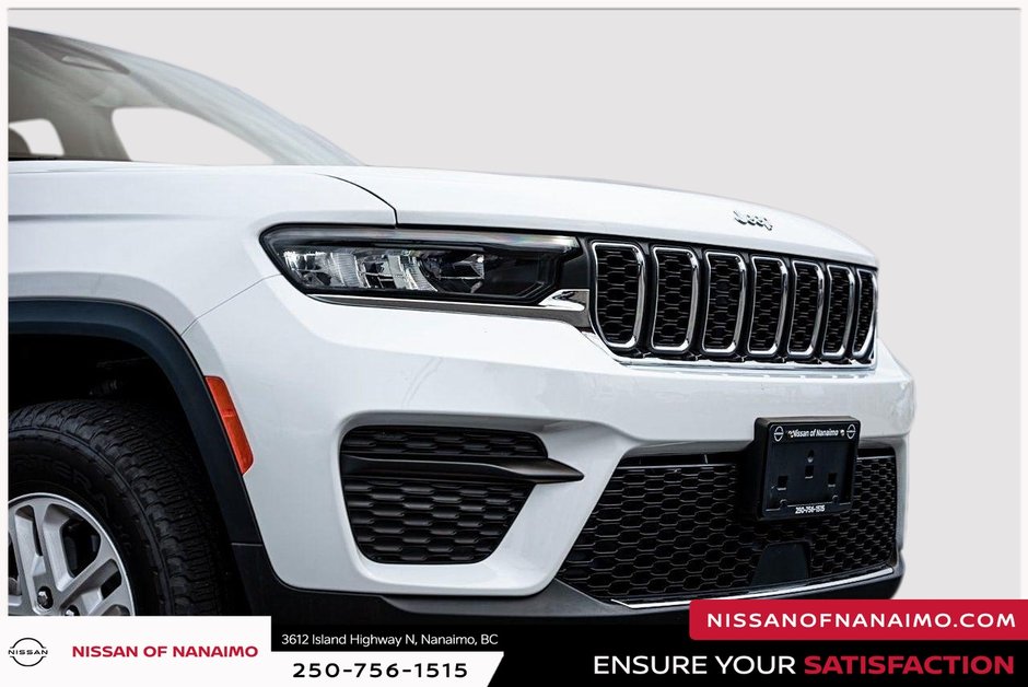 2023 Jeep Grand Cherokee Laredo-26