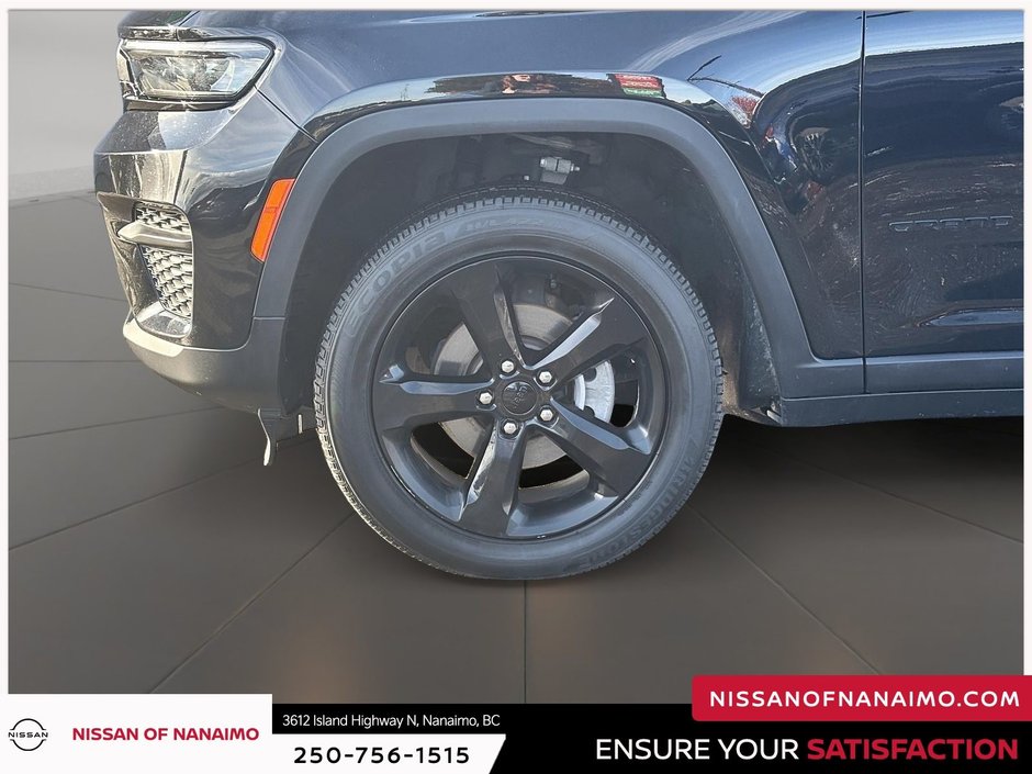 2023 Jeep Grand Cherokee Altitude-37