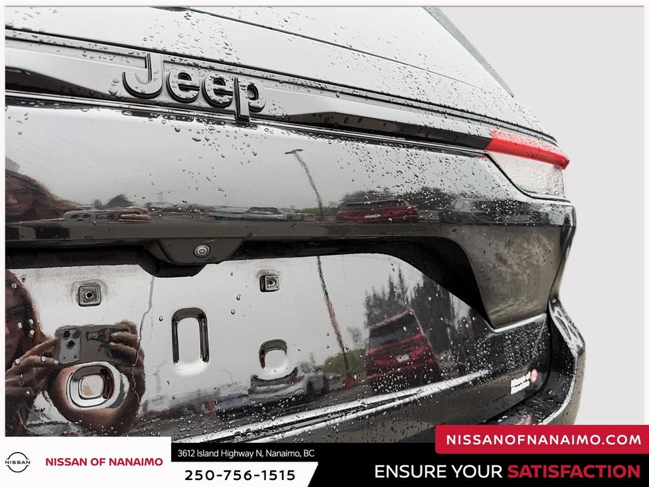 2023 Jeep Grand Cherokee Altitude-14