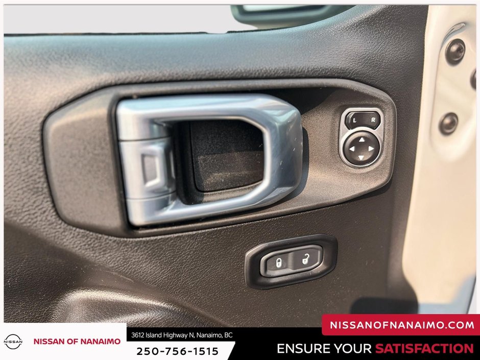 2021 Jeep Wrangler Sport S-27