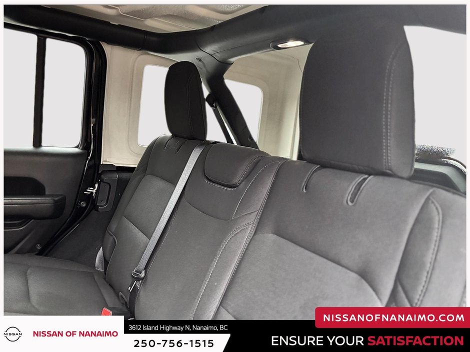 2022 Jeep Wrangler Unlimited Sport-14