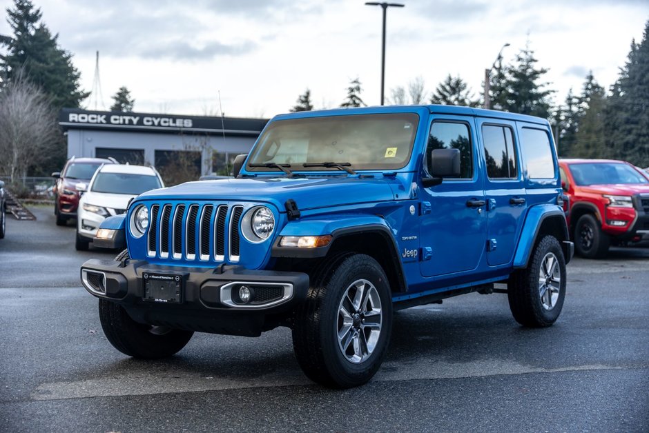 2023 Jeep Wrangler Sahara-2