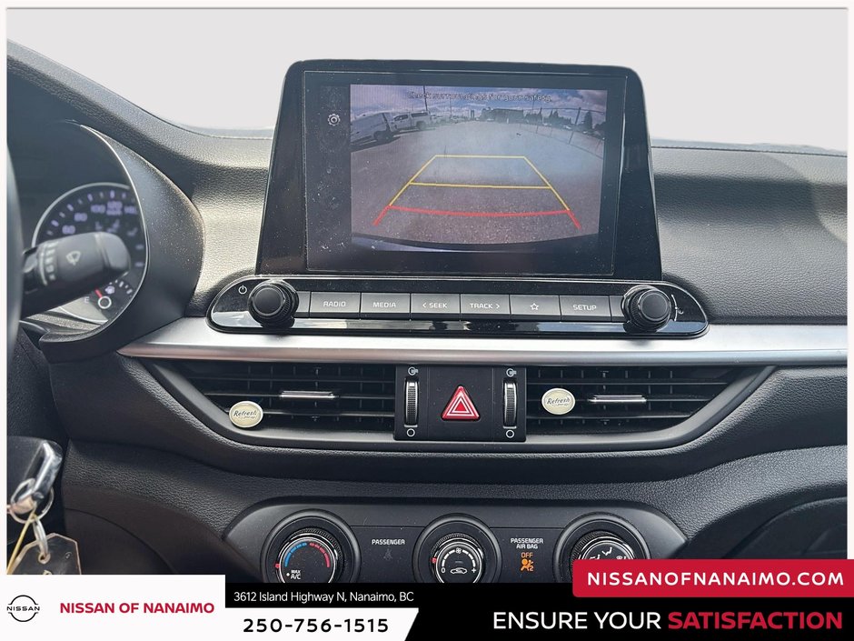 2023 Kia Forte EX-24