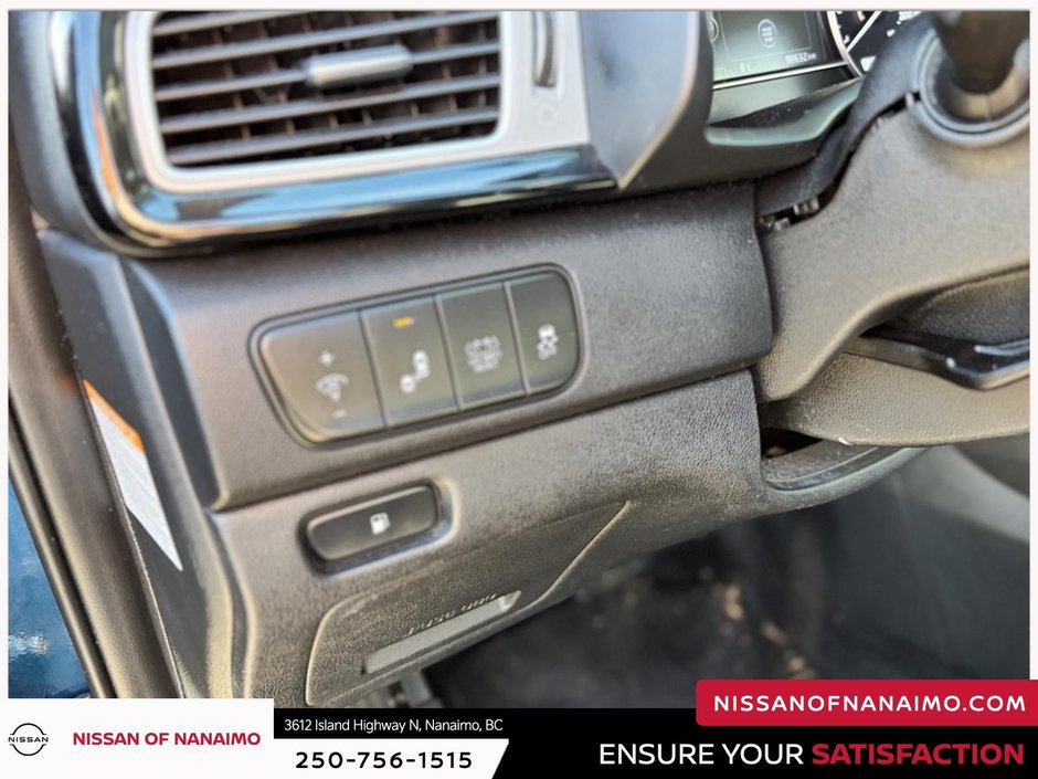 2018 Kia Niro EX Premium-24