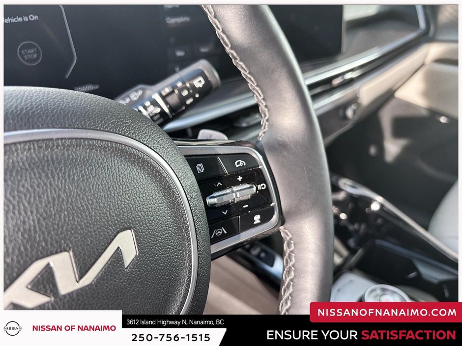 2025 Kia Sorento Plug-In Hybrid SX-8