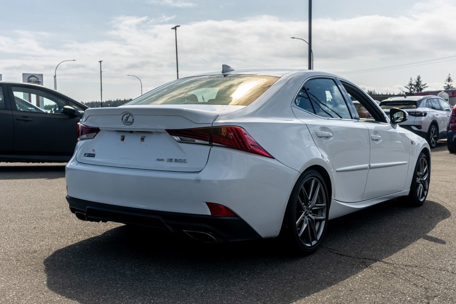 2017 Lexus IS 300-15