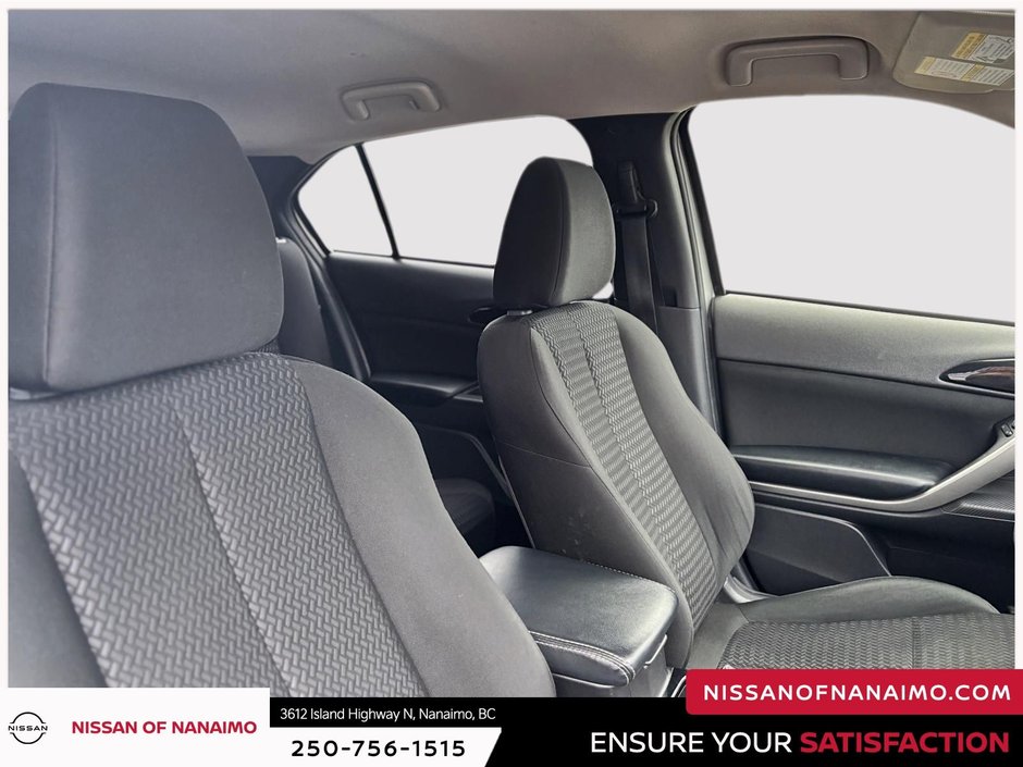 2020 Mitsubishi Eclipse Cross ES-29