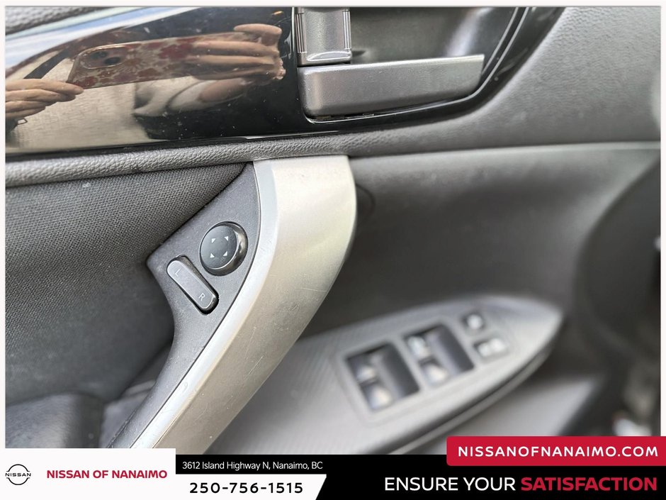 2022 Mitsubishi Eclipse Cross ES-23