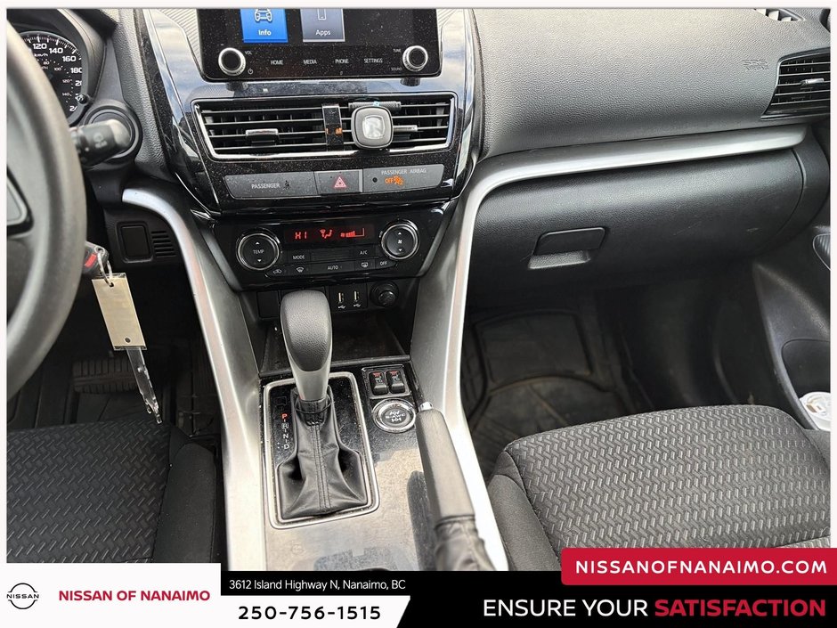 2022 Mitsubishi Eclipse Cross ES-15