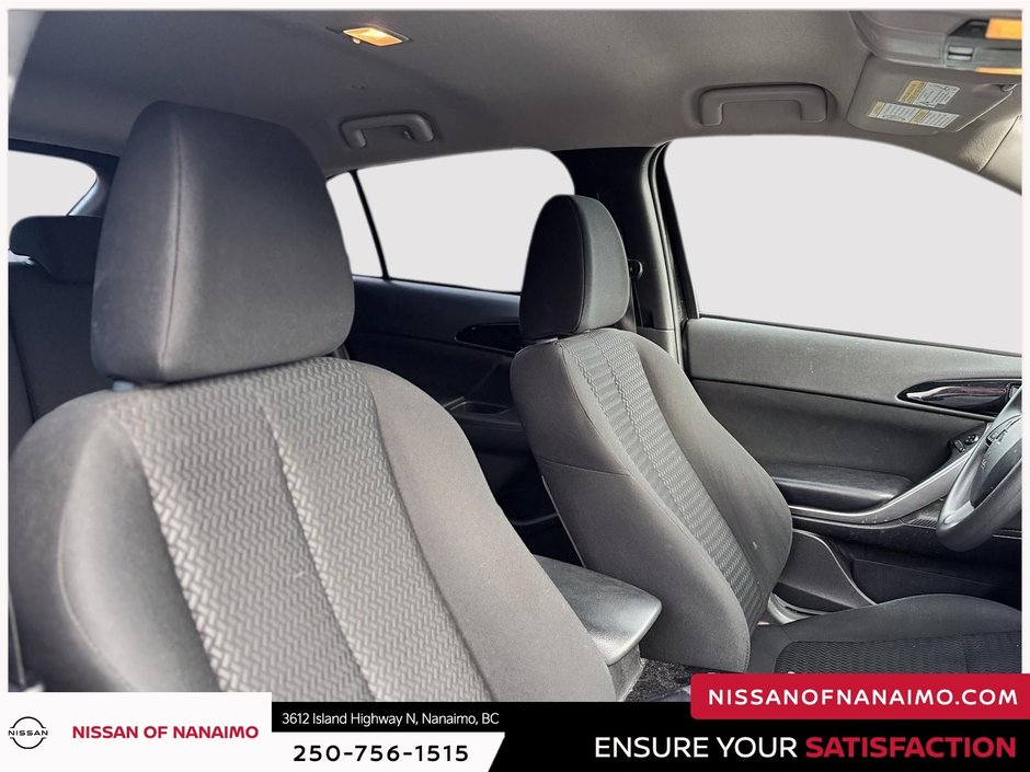 2022 Mitsubishi Eclipse Cross ES-17