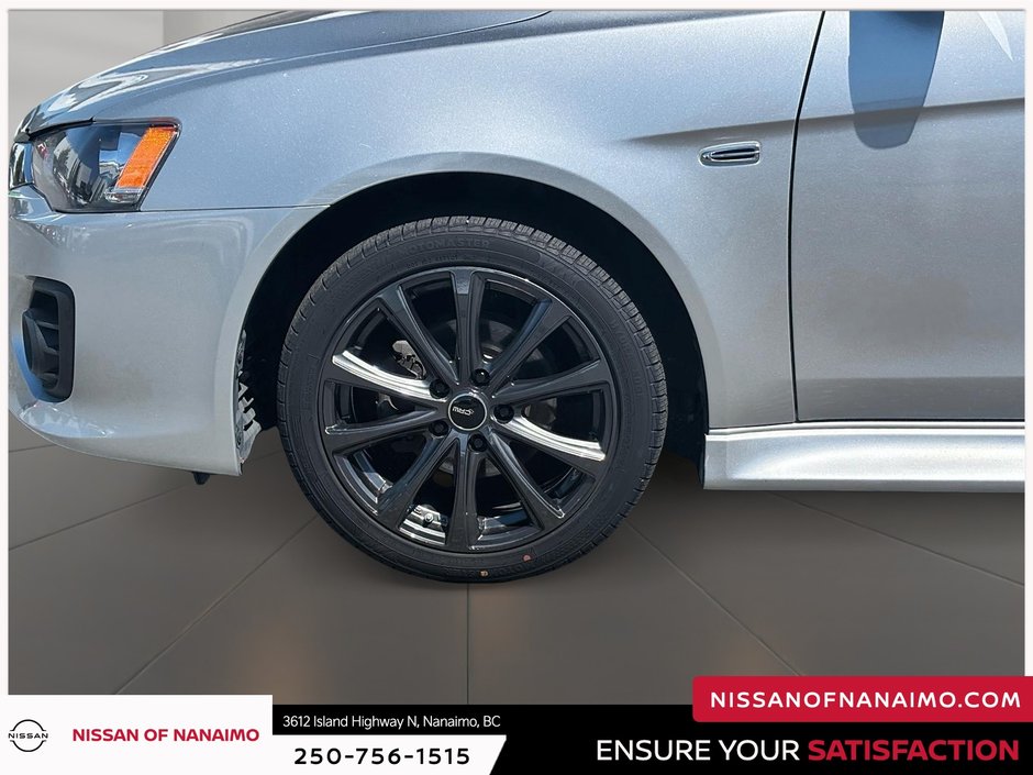 2017 Mitsubishi Lancer ES-28