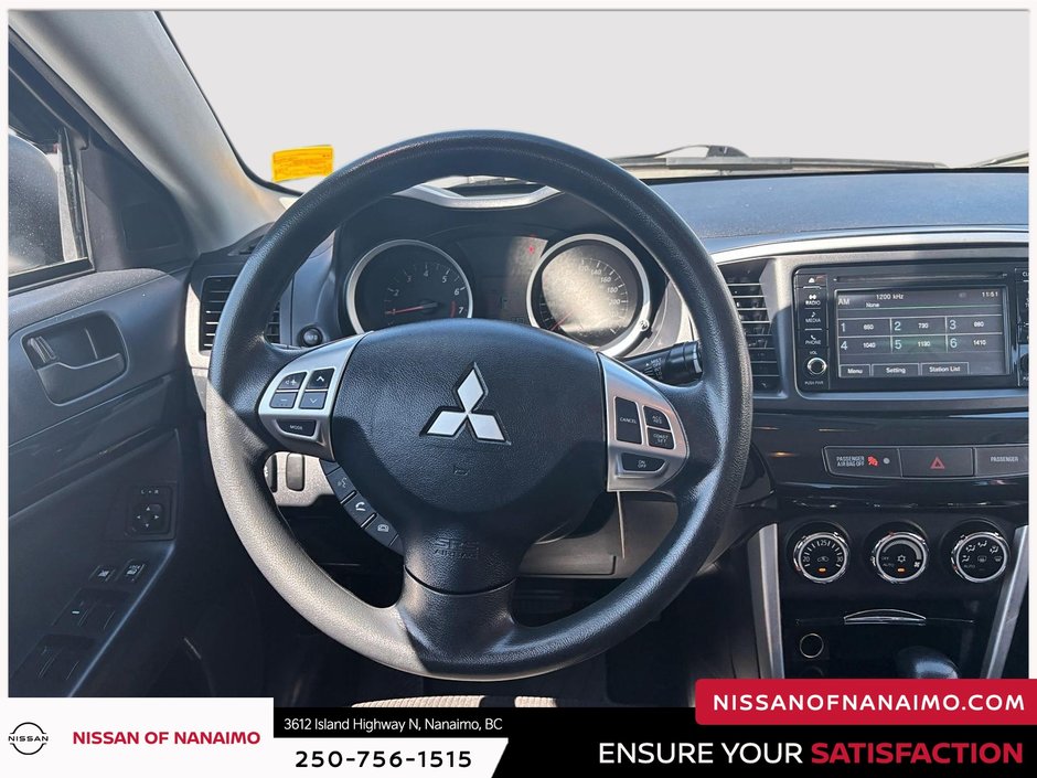 2017 Mitsubishi Lancer ES-11