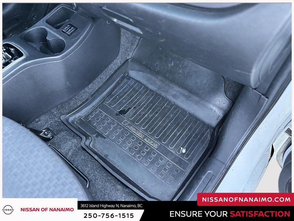 2017 Mitsubishi Mirage SEL-10