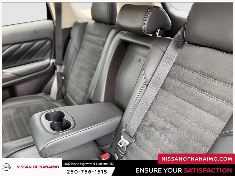 2020 Mitsubishi Outlander PHEV SEL-29