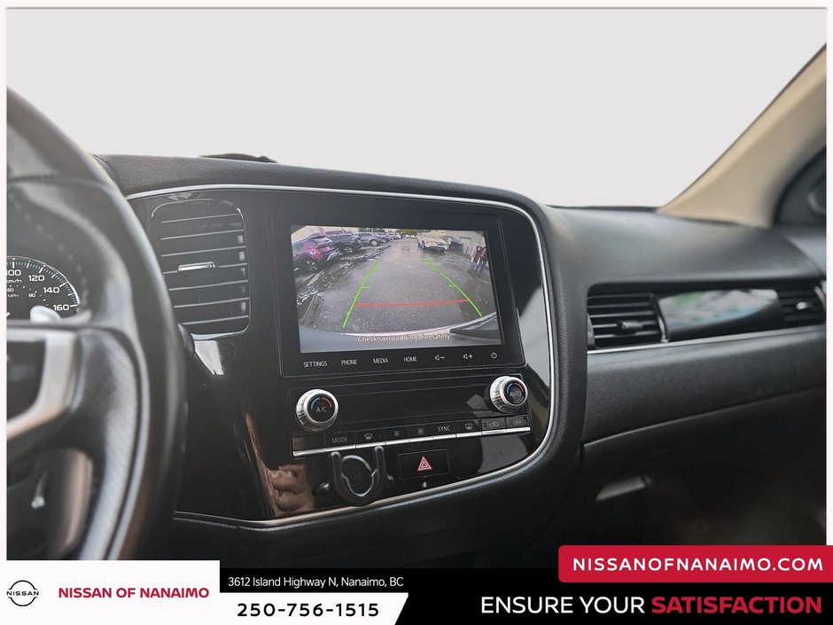 2022 Mitsubishi Outlander PHEV SE-15