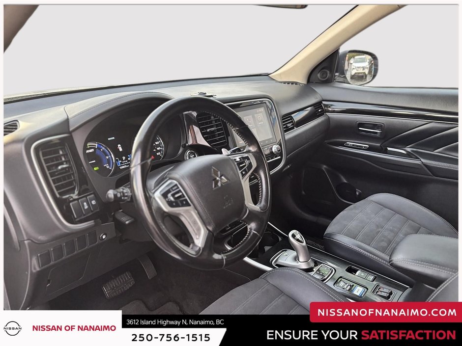 2022 Mitsubishi Outlander PHEV SE-9