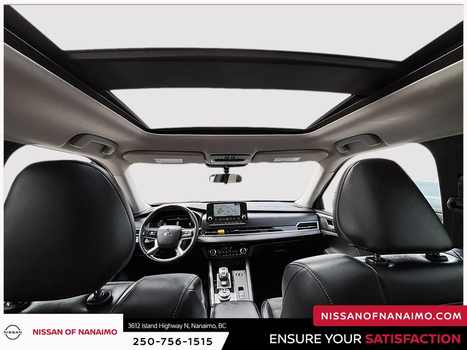 2023 Mitsubishi OUTLANDER PHEV-16