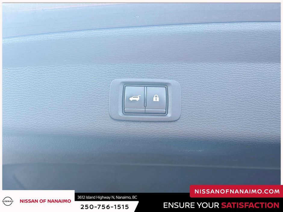2023 Mitsubishi OUTLANDER PHEV-9