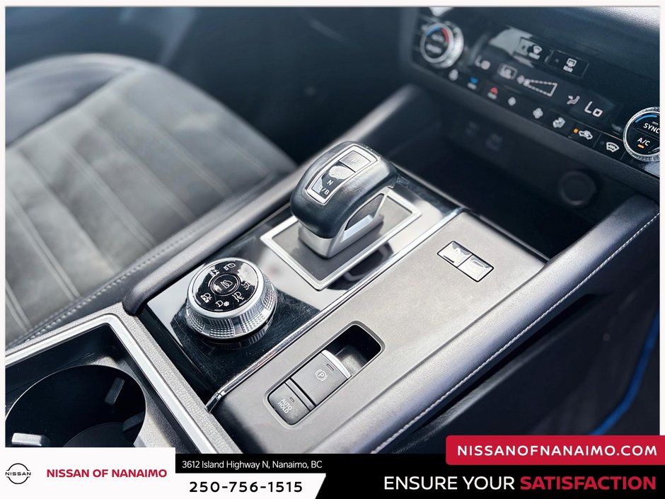 2023 Mitsubishi OUTLANDER PHEV-26