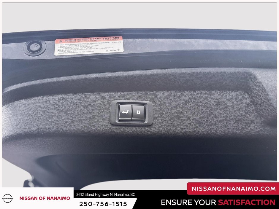 2023 Mitsubishi Outlander PHEV LE-12