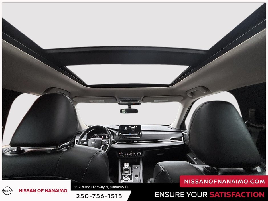 2023 Mitsubishi Outlander PHEV LE-22