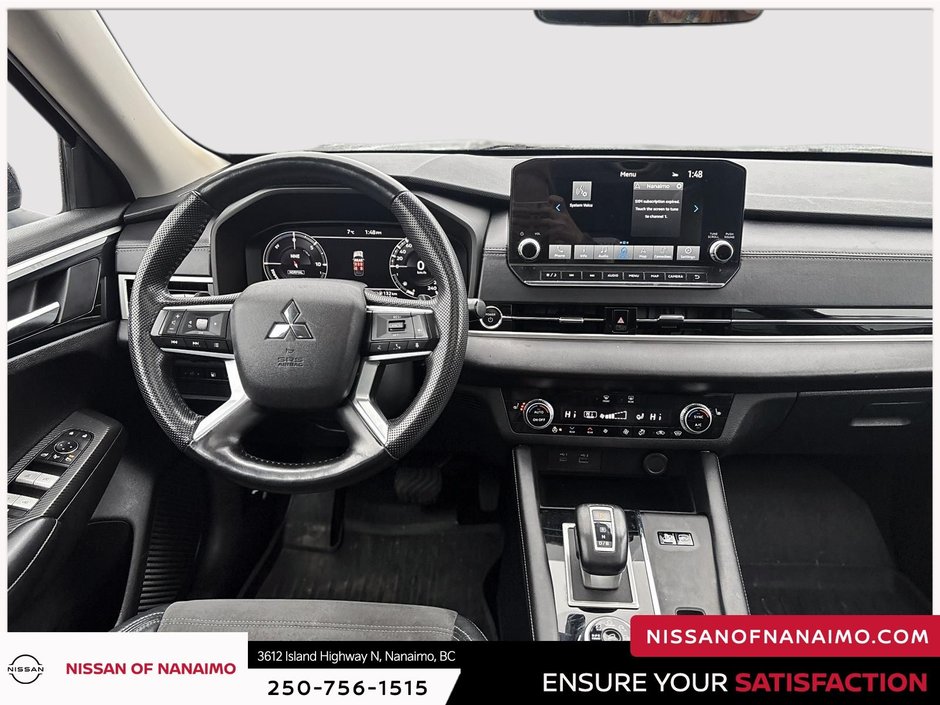 2023 Mitsubishi Outlander PHEV LE-24