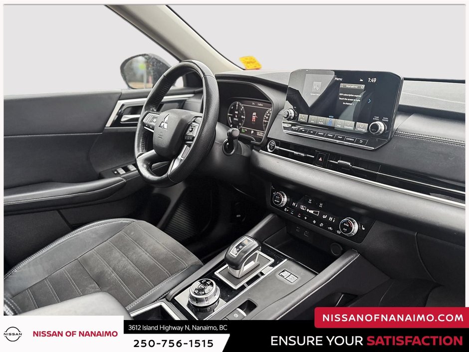 2023 Mitsubishi Outlander PHEV LE-19