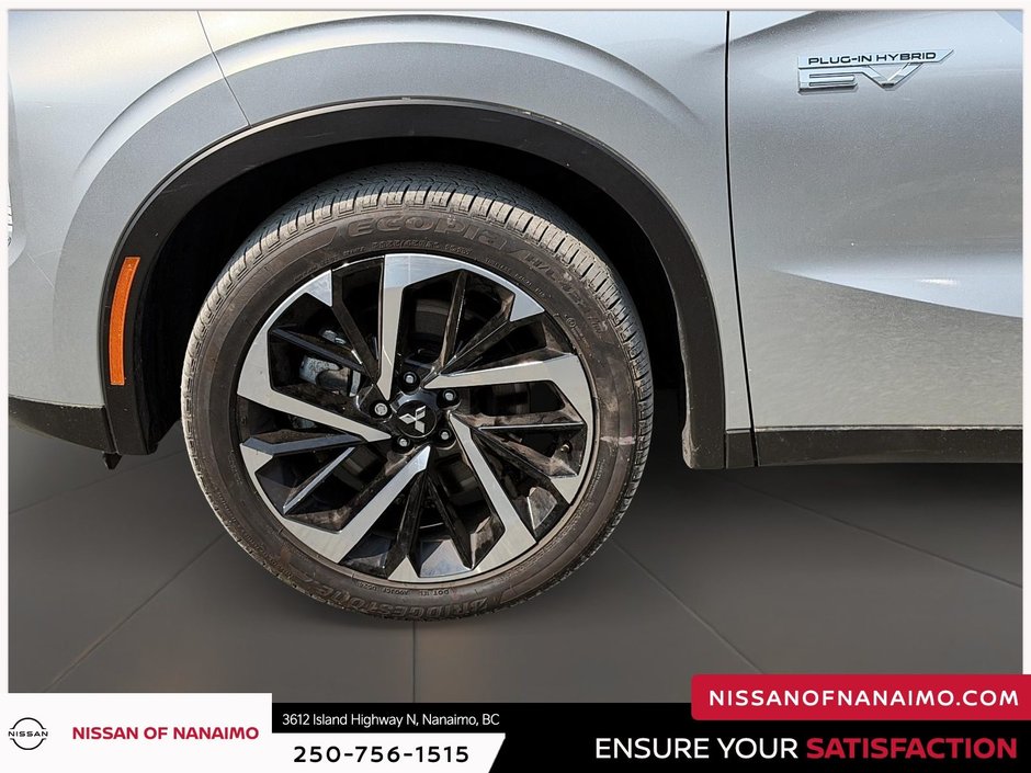 2024 Mitsubishi Outlander PHEV-39