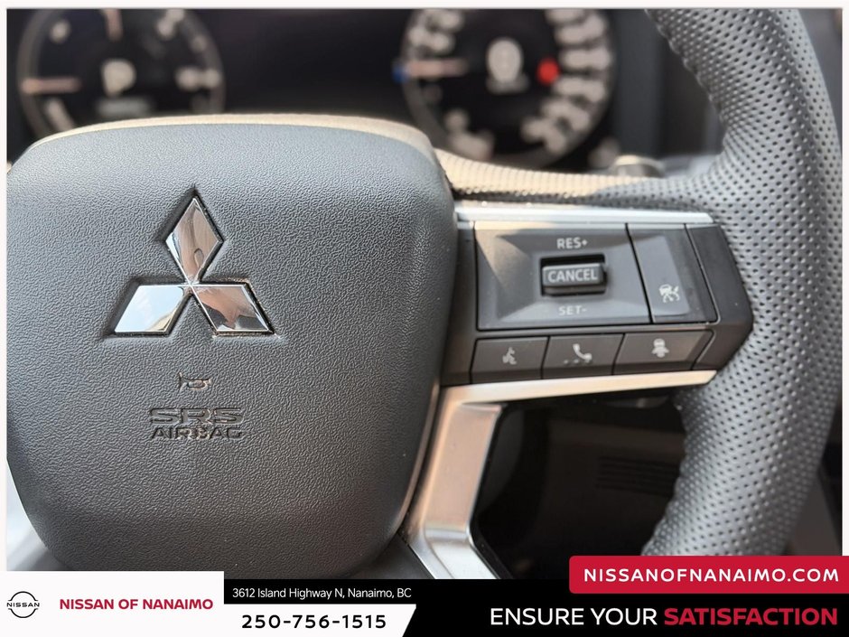 2024 Mitsubishi Outlander PHEV-35