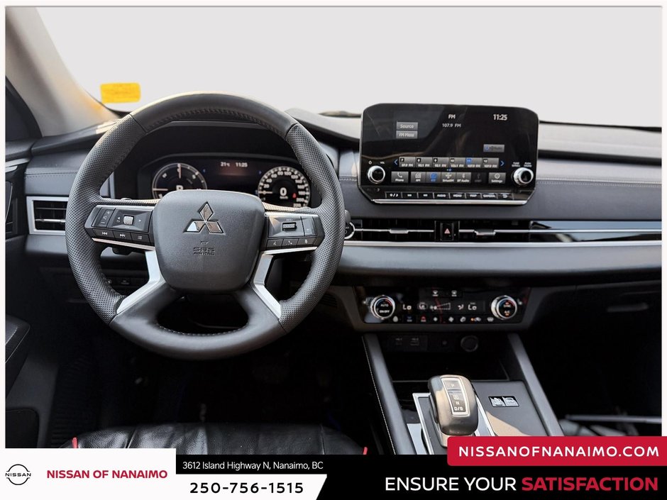 2024 Mitsubishi Outlander PHEV-32
