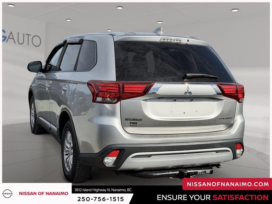 2019 Mitsubishi Outlander ES-6
