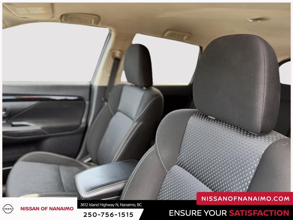 2019 Mitsubishi Outlander ES-9