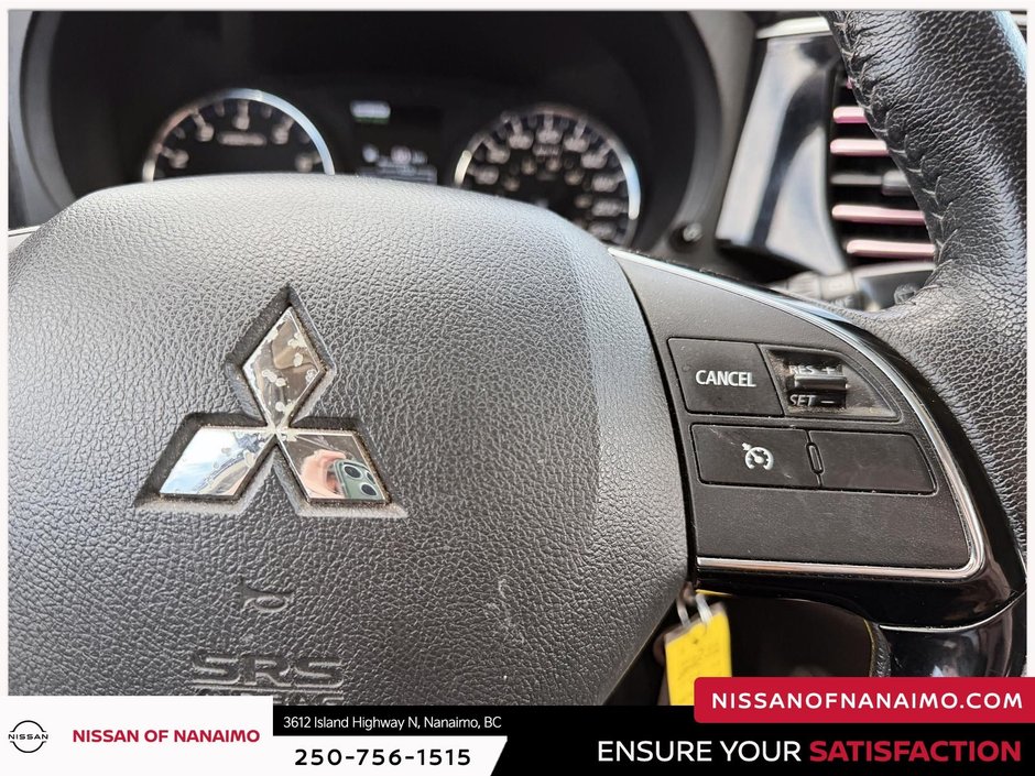 2019 Mitsubishi Outlander ES-18