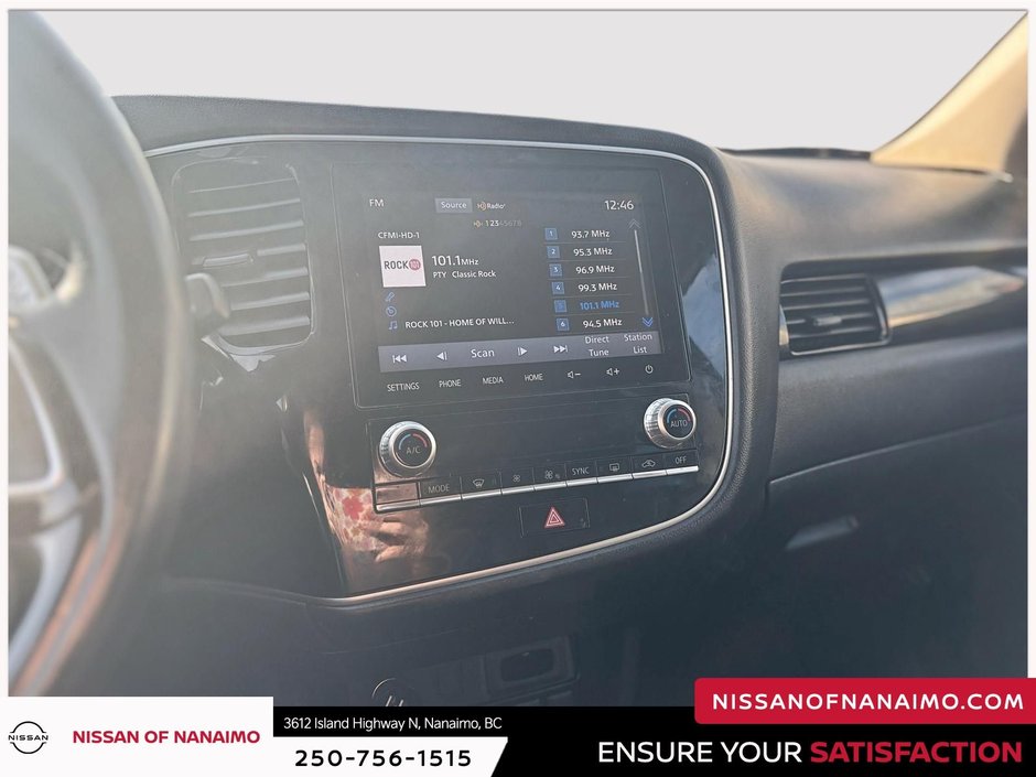 2020 Mitsubishi Outlander SE-29