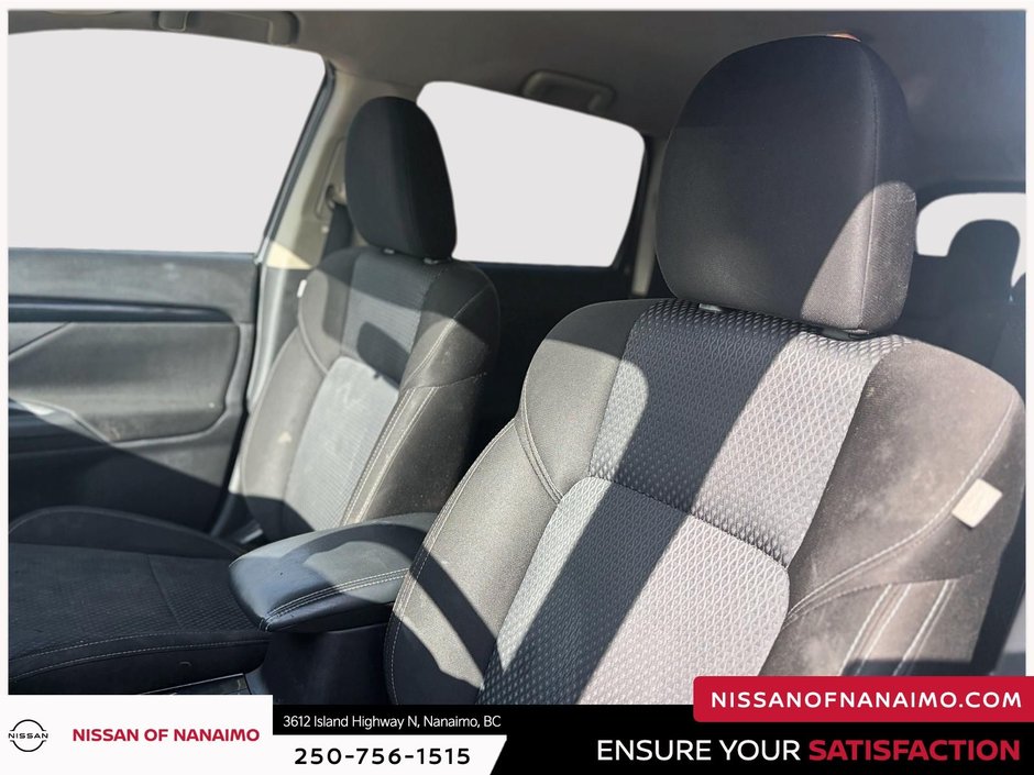 2020 Mitsubishi Outlander SE-23