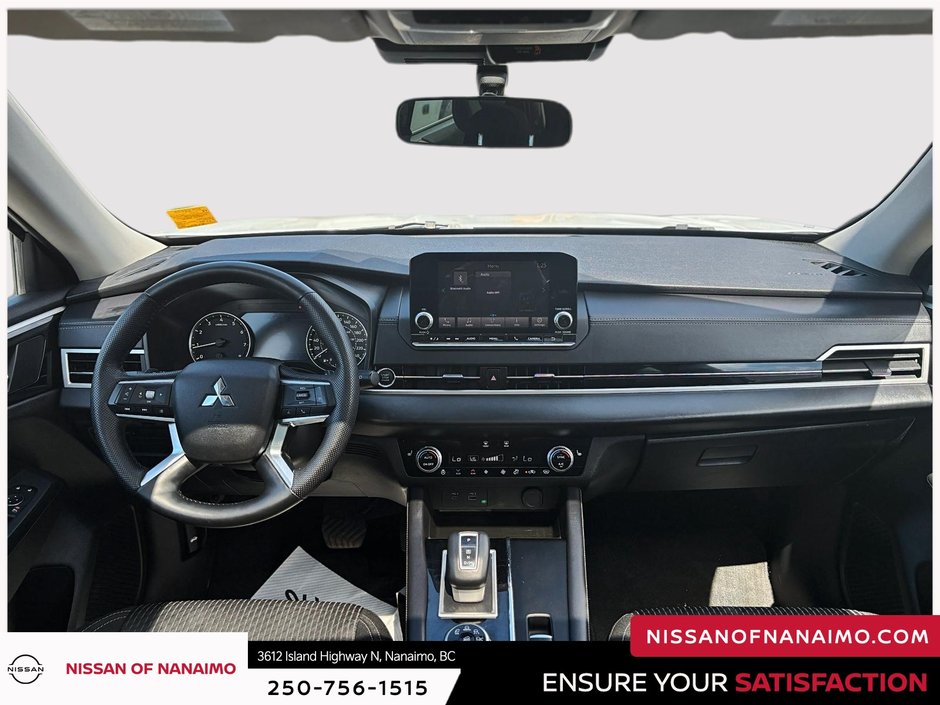 2023 Mitsubishi Outlander SE-18