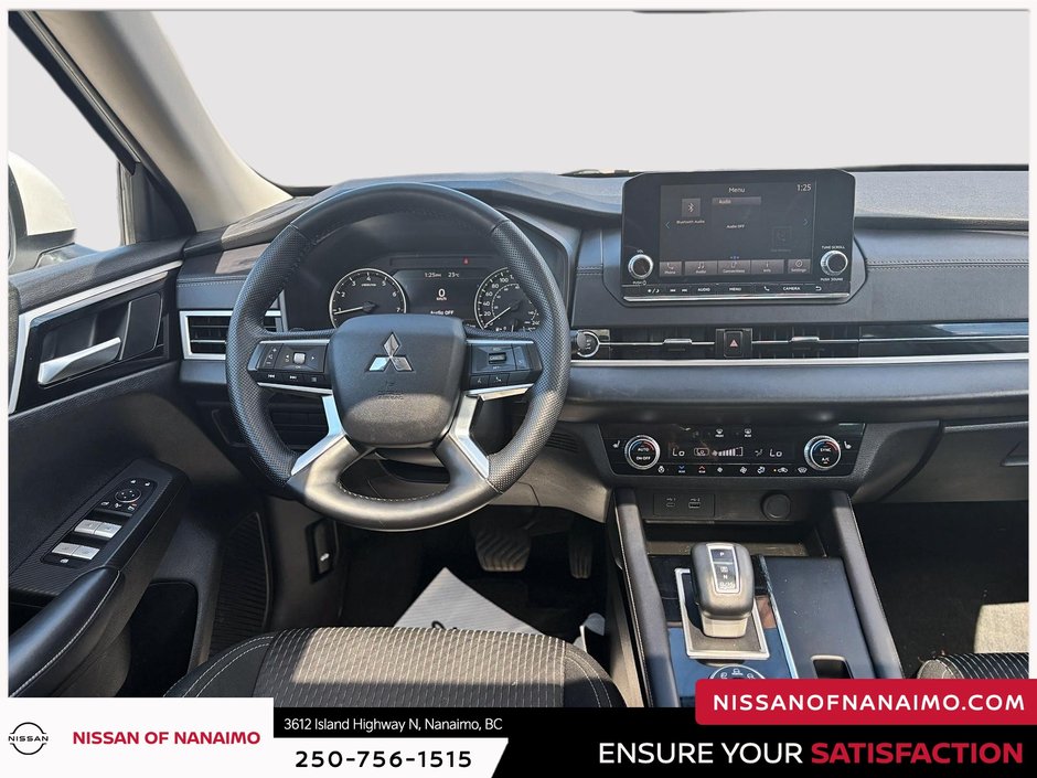 2023 Mitsubishi Outlander SE-19