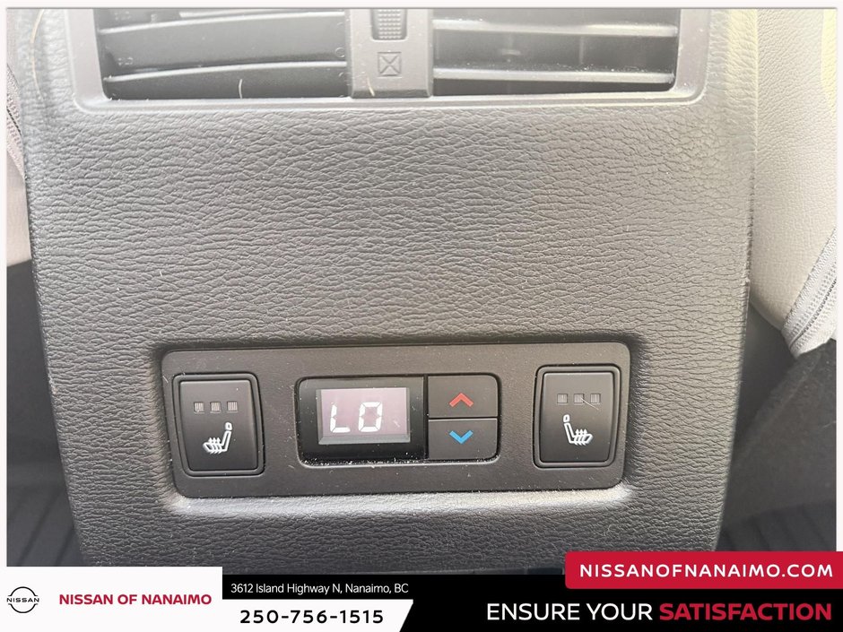2025 Mitsubishi Outlander SE-49