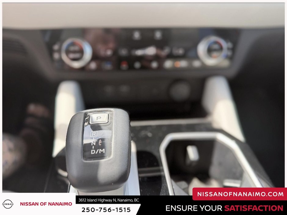2025 Mitsubishi Outlander SE-12