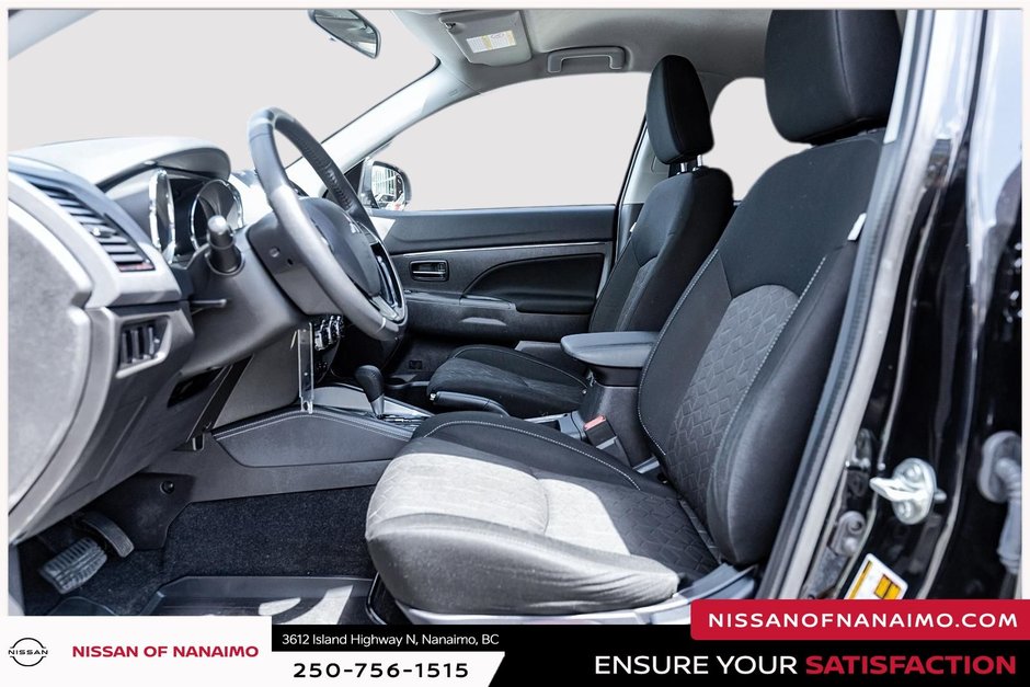 2023 Mitsubishi RVR SE-20