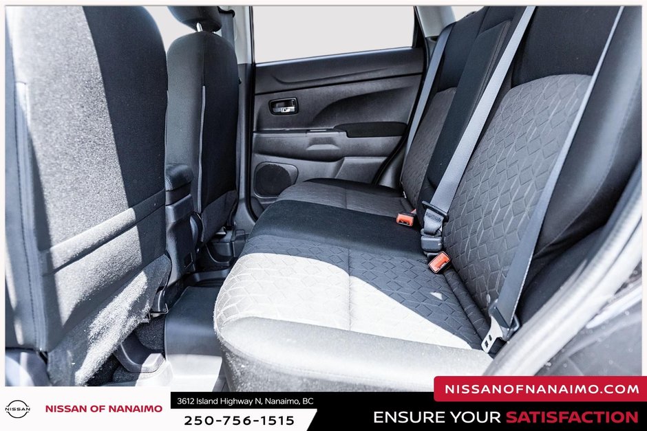 2023 Mitsubishi RVR SE-10