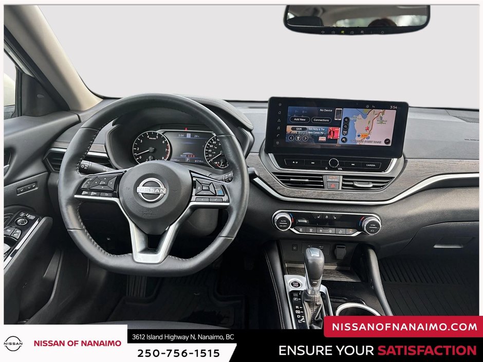 2023 Nissan Altima Platinum-37