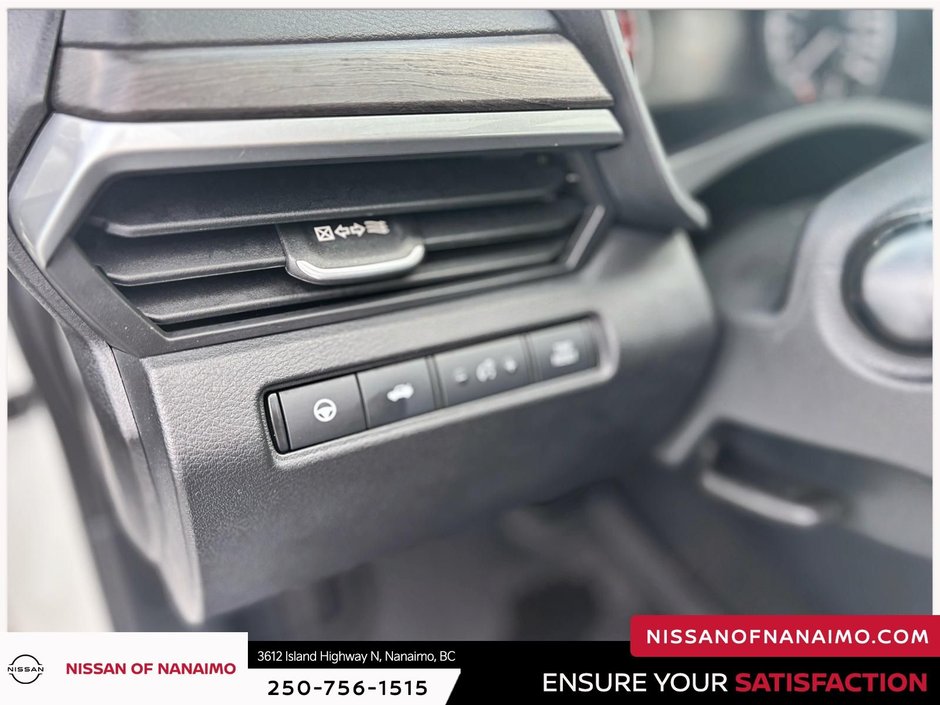 2023 Nissan Altima Platinum-25