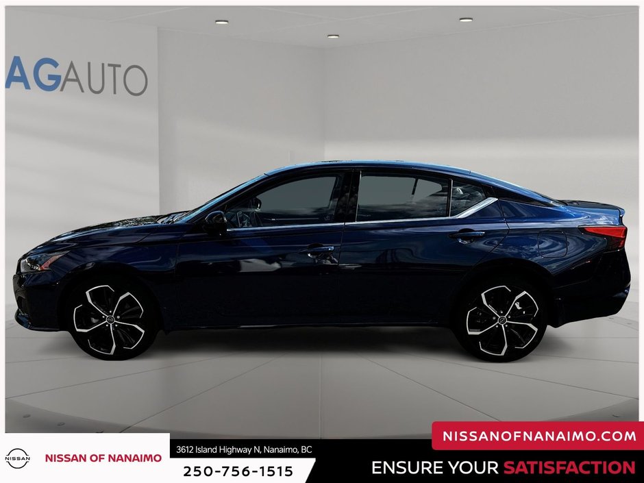 2023 Nissan Altima SR-8