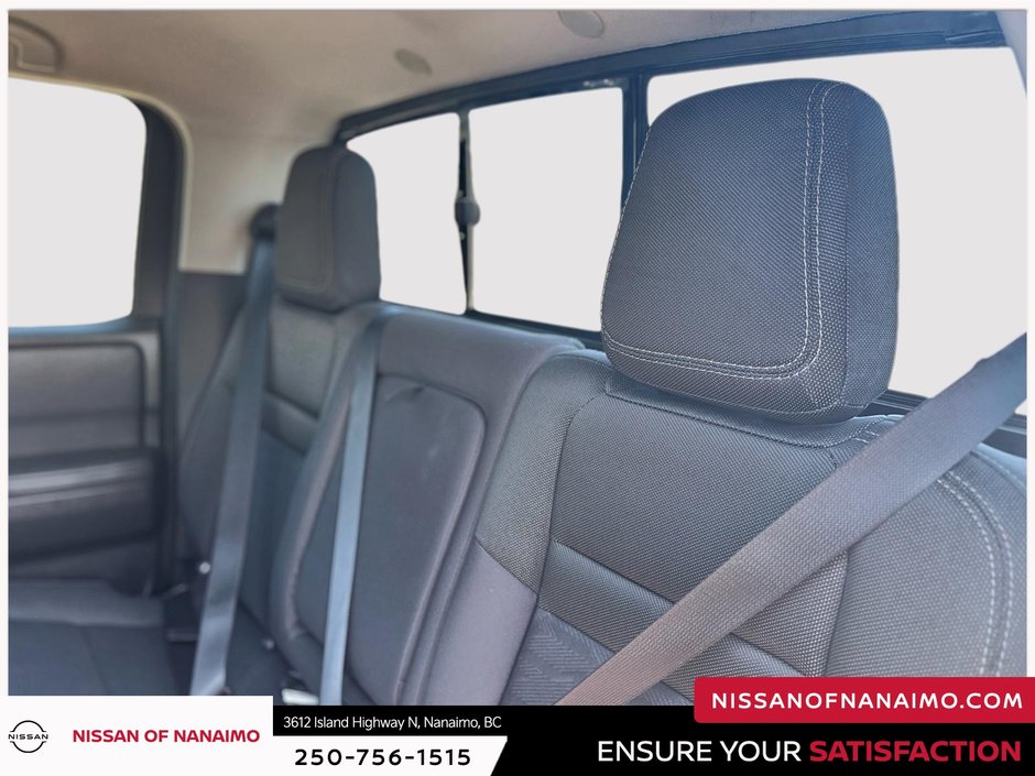 2022 Nissan Frontier SV-13
