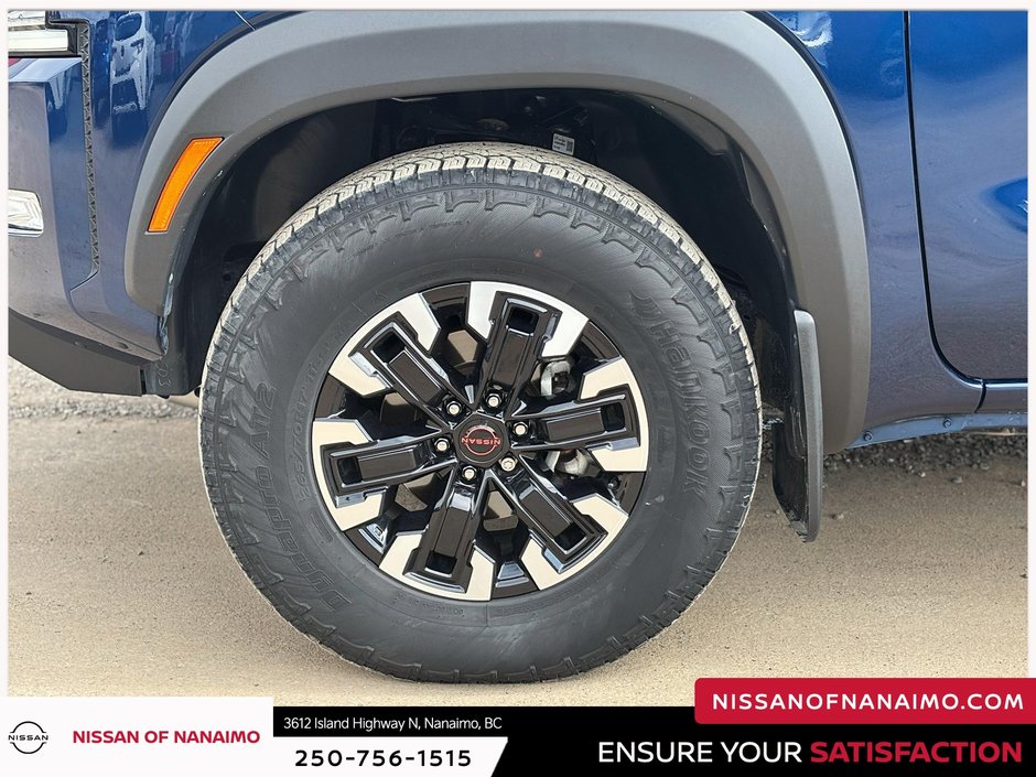 2022 Nissan Frontier PRO-4X-36