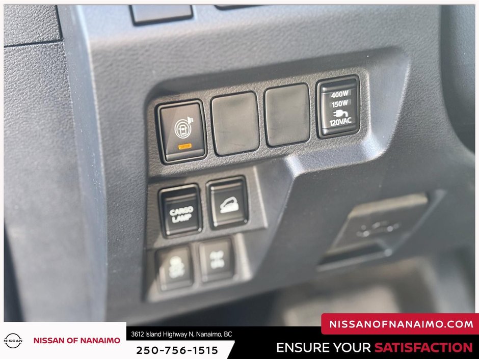 2022 Nissan Frontier PRO-4X-35