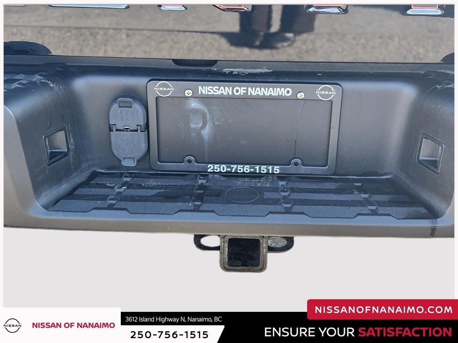 2022 Nissan Frontier PRO-4X-9