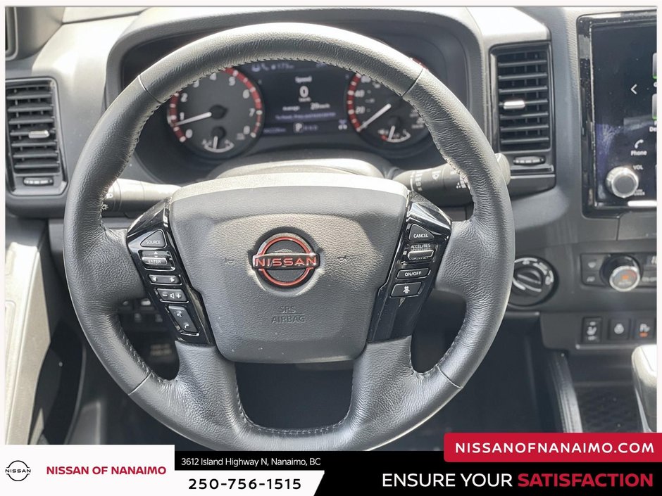 2022 Nissan Frontier PRO-4X-16