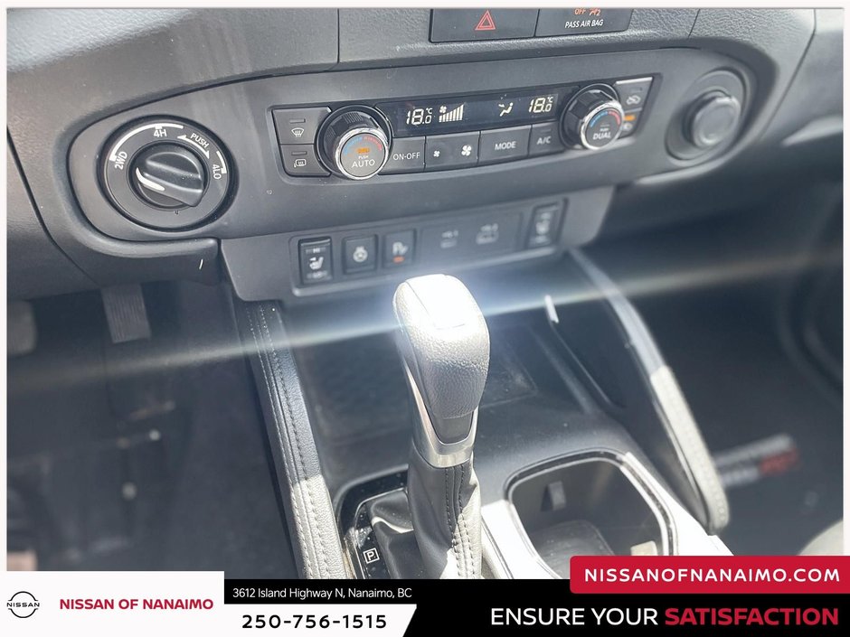 2022 Nissan Frontier PRO-4X-8